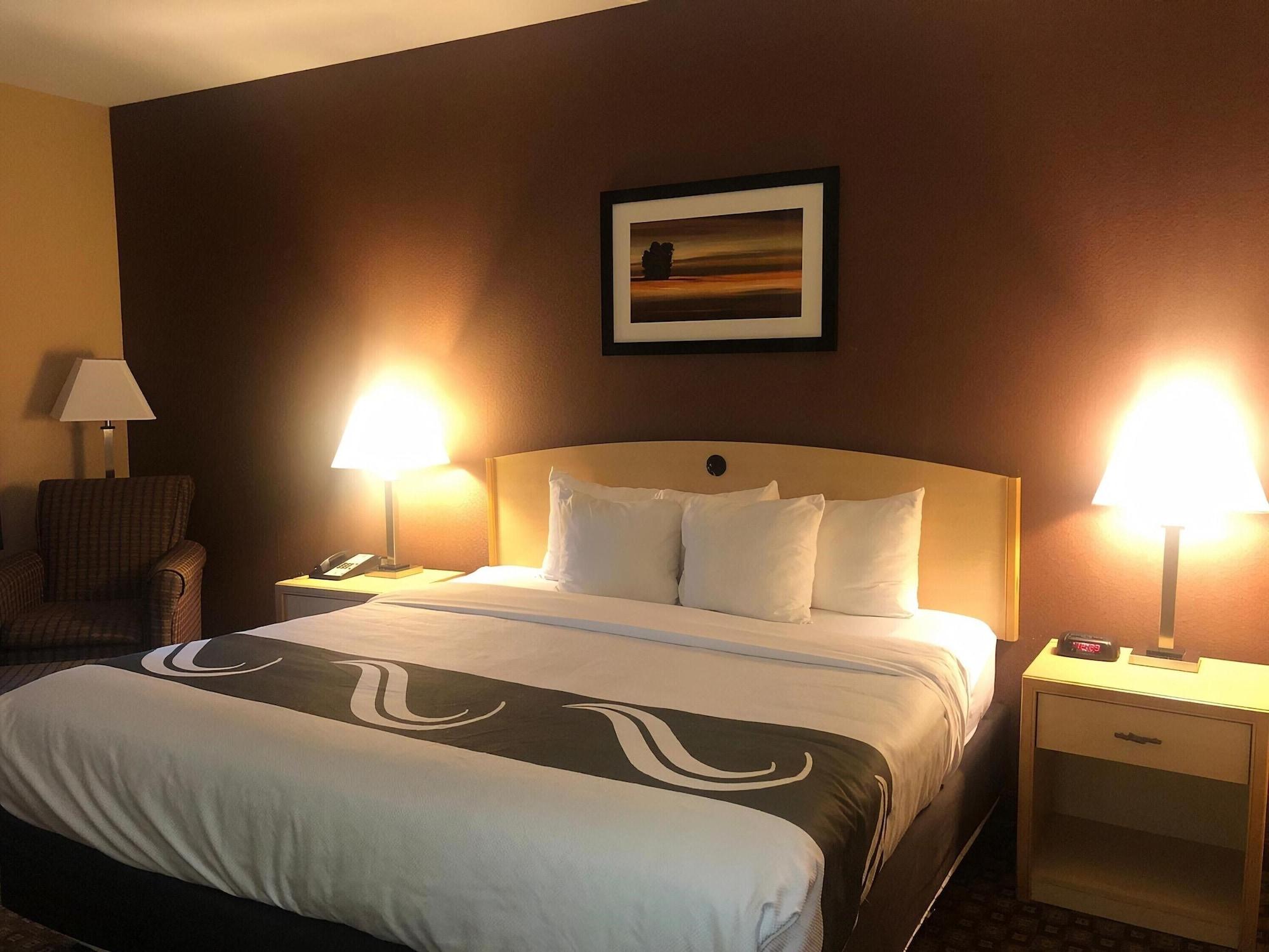 Quality Inn & Suites Loveland Extérieur photo