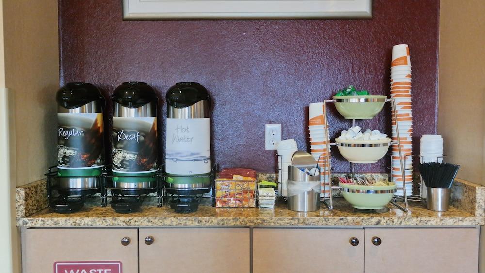 Quality Inn & Suites Loveland Extérieur photo