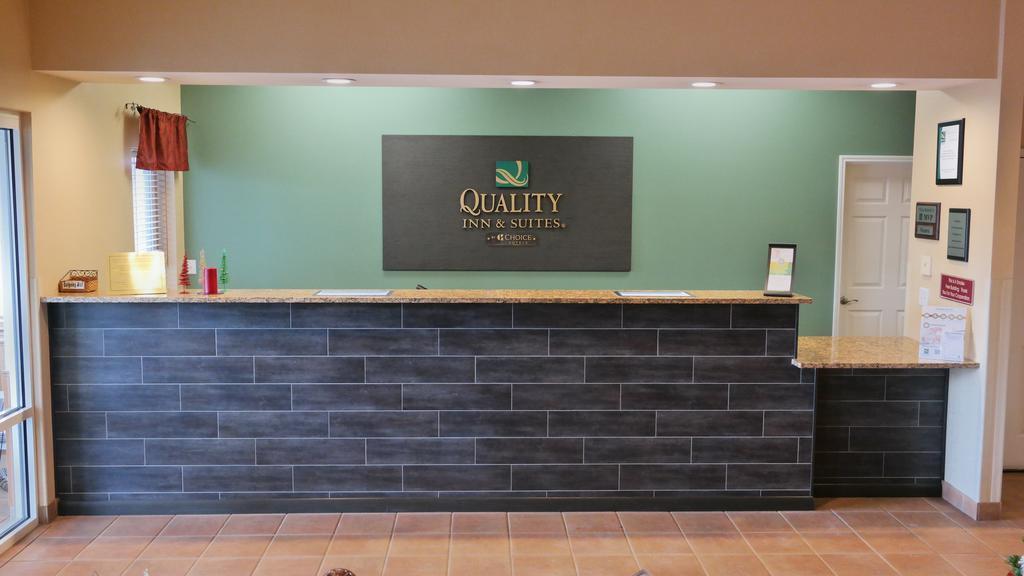 Quality Inn & Suites Loveland Extérieur photo