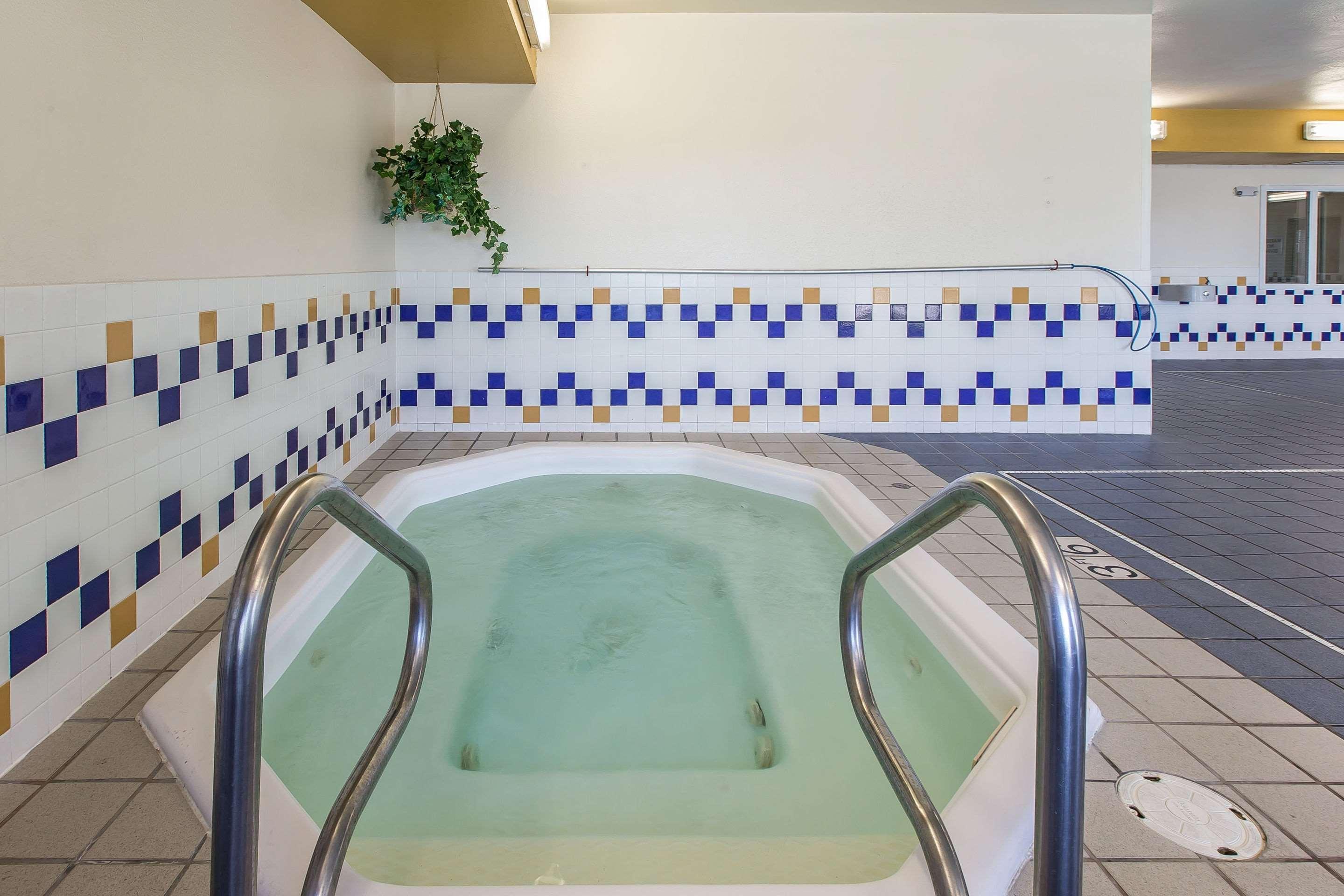 Quality Inn & Suites Loveland Extérieur photo