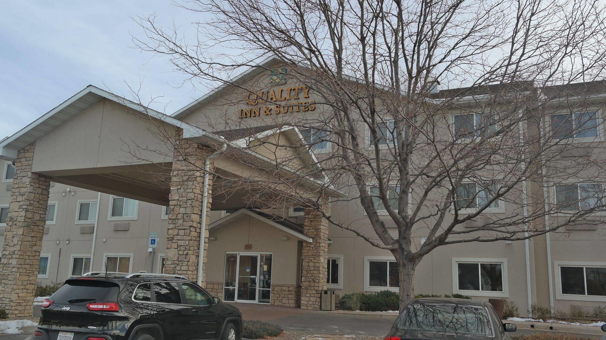 Quality Inn & Suites Loveland Extérieur photo